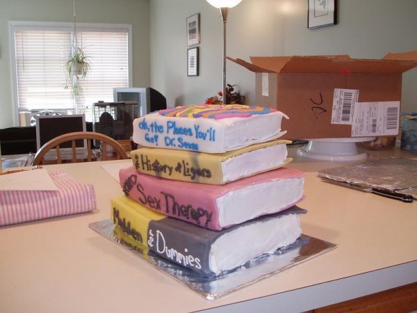 Book Cake