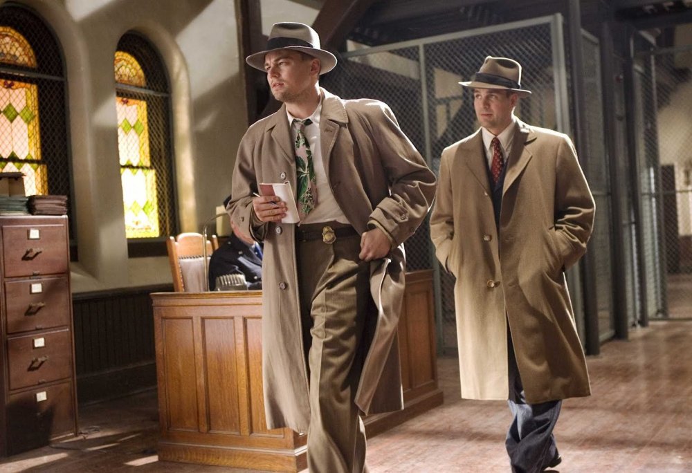 SHUTTER ISLAND 2010 LEONARDO DICAPRIO MARK RUFALLO BEN KINGSLEY PHOTO.jpg